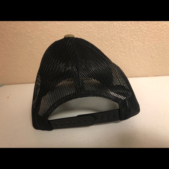 Built camo hat - Picture 4 of 7